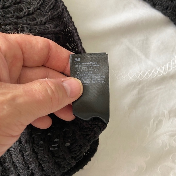 H&M Womens Black Loose Cable Knit Long Sleeve Popover Sweater Medium See-Through - Picture 10 of 15